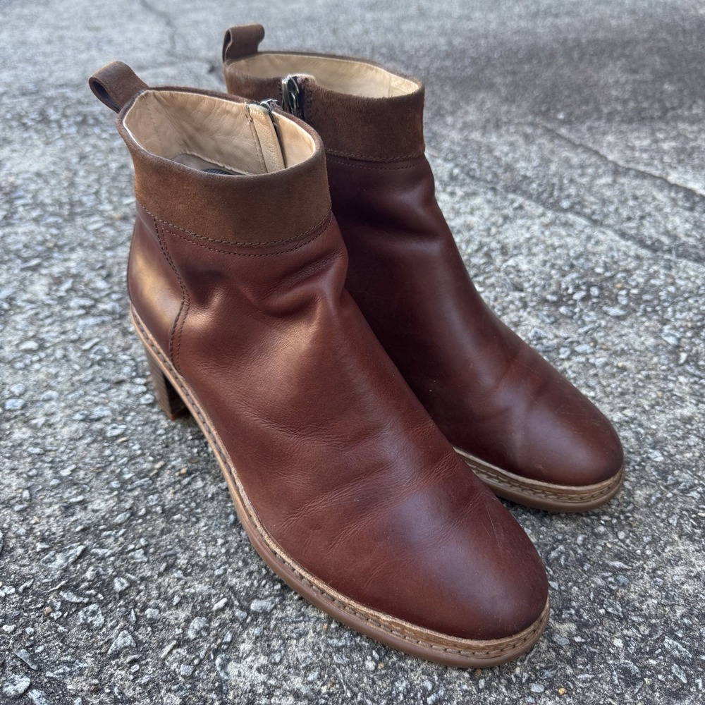 Ladies Clarks Trace Shine Women's 9.5 M Brown Leather‎ Block Heeled Ankle Boots